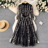 2024 New Luxury High Quality Summer Women Stripe Flower Embroidery Lace Mesh Tulle Dress